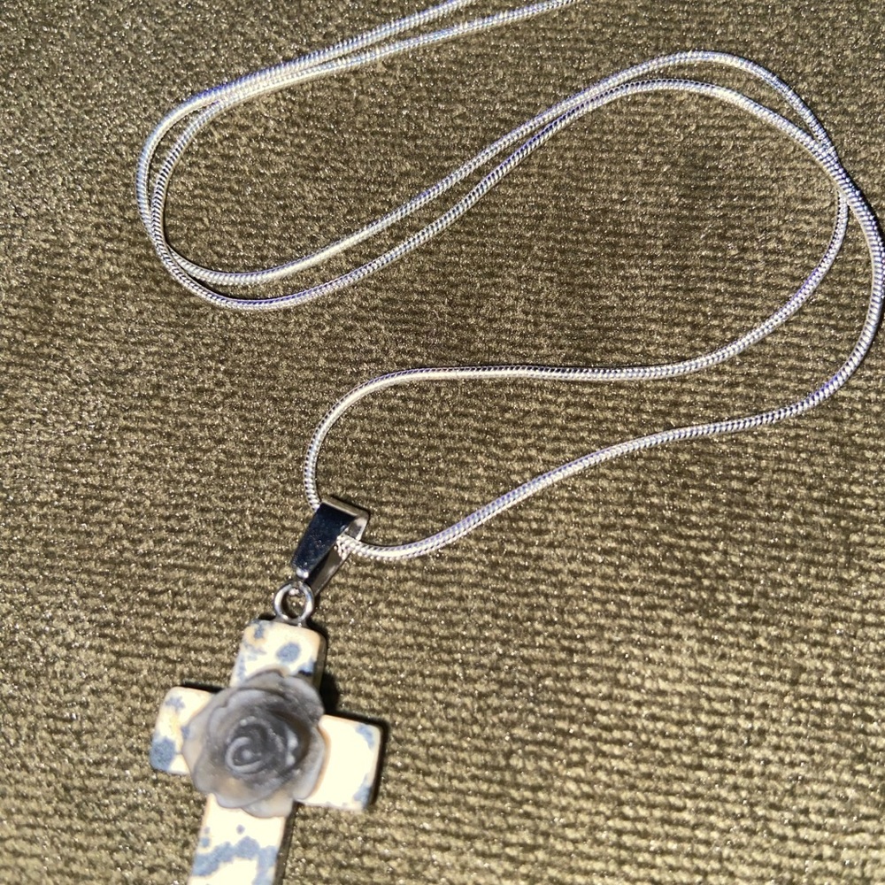 Stone Cross Silver Necklace Rose